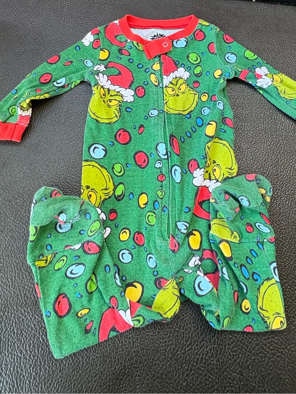 How the grinch stole Christmas onesie sleeper